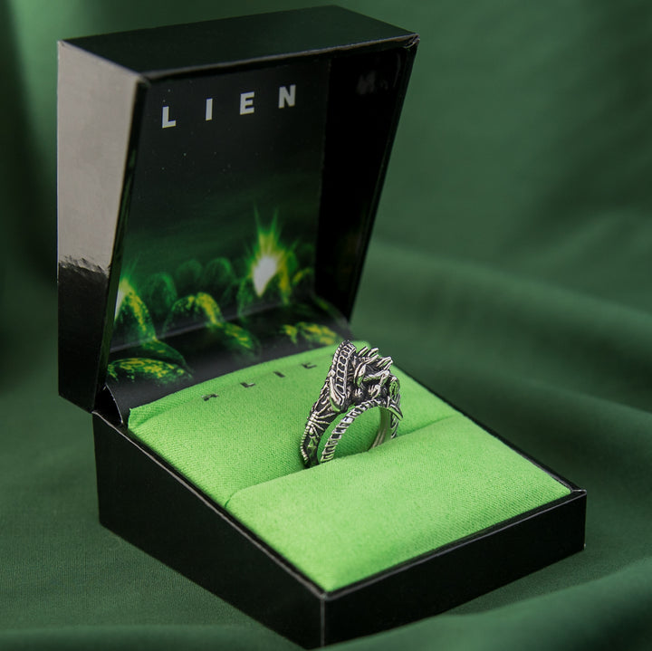 Alien X RockLove ALIEN Xenomorph Queen Ring