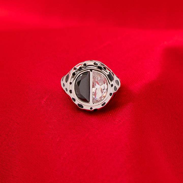Disney X RockLove DISNEY VILLAINS Cruella Chaos Ring