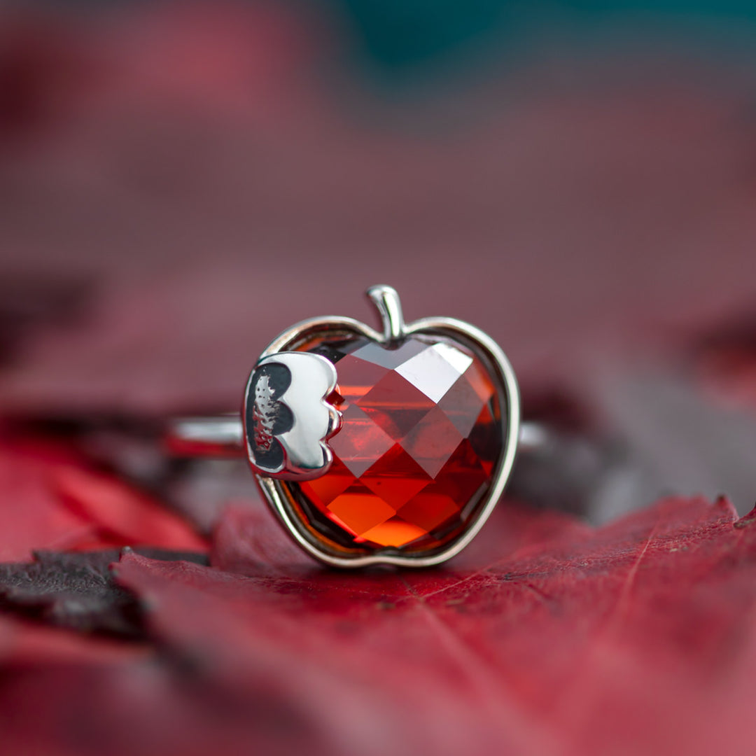 Disney X RockLove SNOW WHITE Crystal Take a Bite Apple Ring