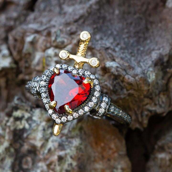 Disney X RockLove SNOW WHITE Dagger Heart Ring