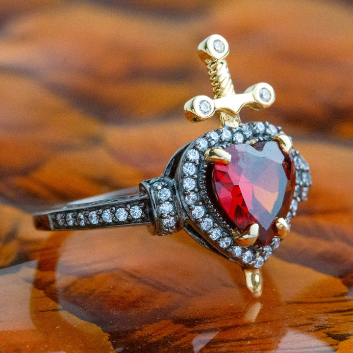 Disney X RockLove SNOW WHITE Dagger Heart Ring