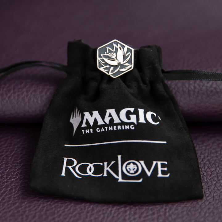 Magic: The Gathering X RockLove Black Lotus Signet Ring