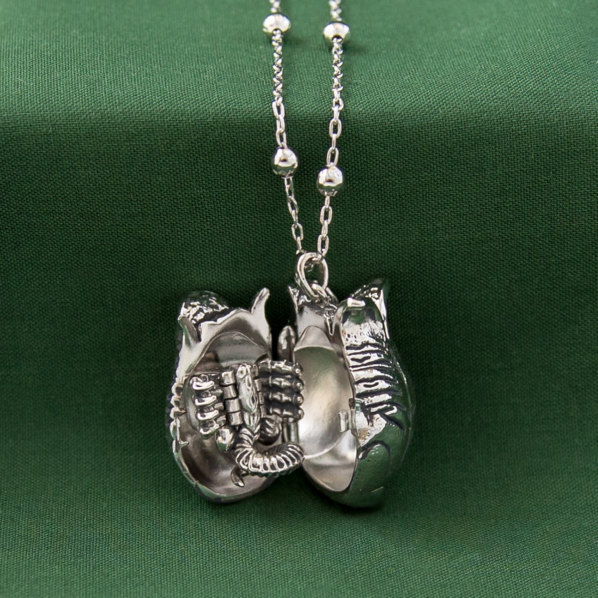 Alien X RockLove ALIEN Ovomorph Locket - RockLove Jewelry