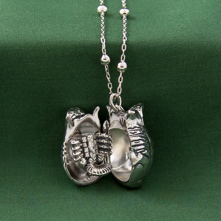 Alien X RockLove ALIEN Ovomorph Locket