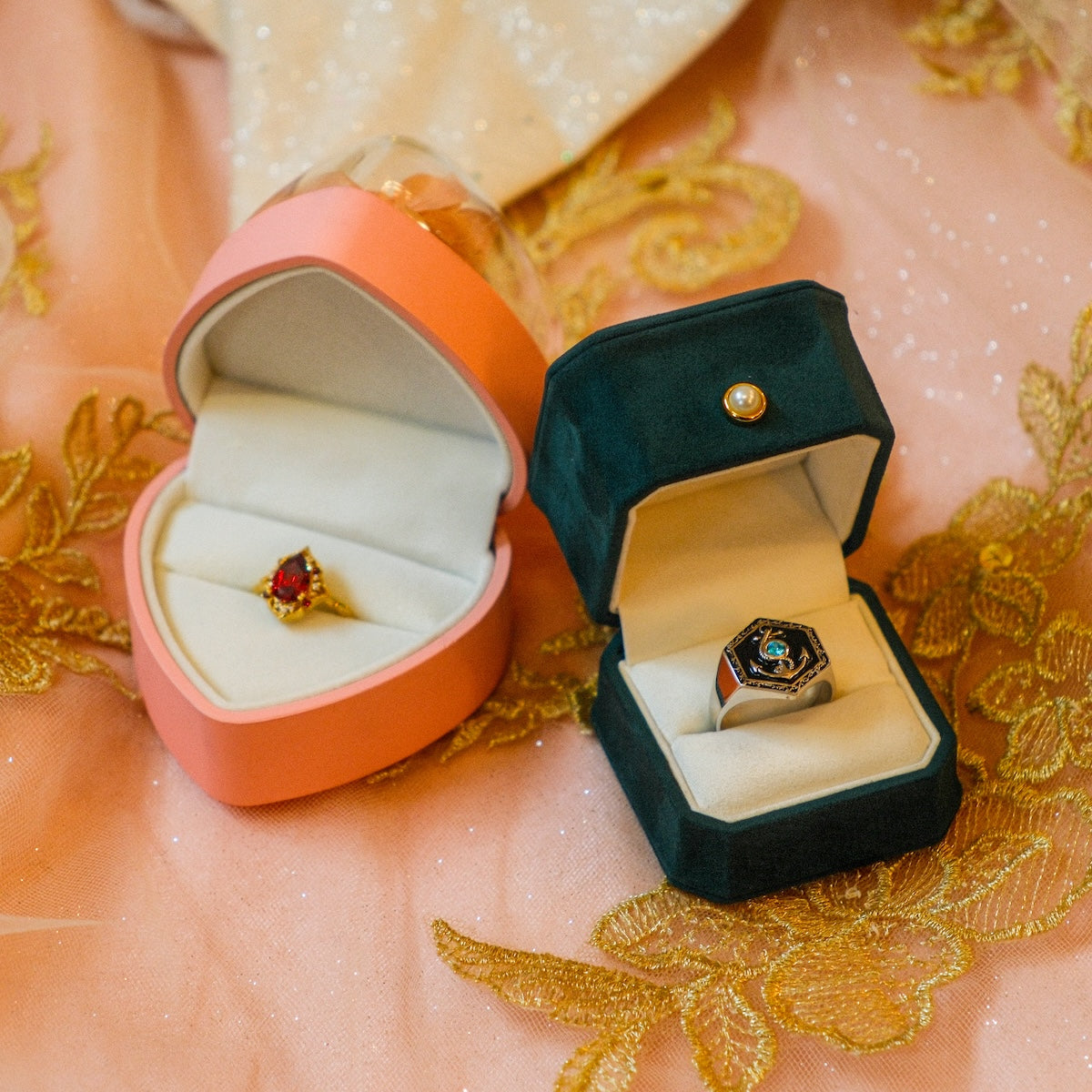 Critical Role X RockLove Jester Lavorre Wedding Ring - RockLove Critical Role X RockLove Jester Lavorre Wedding Ring - RockLove