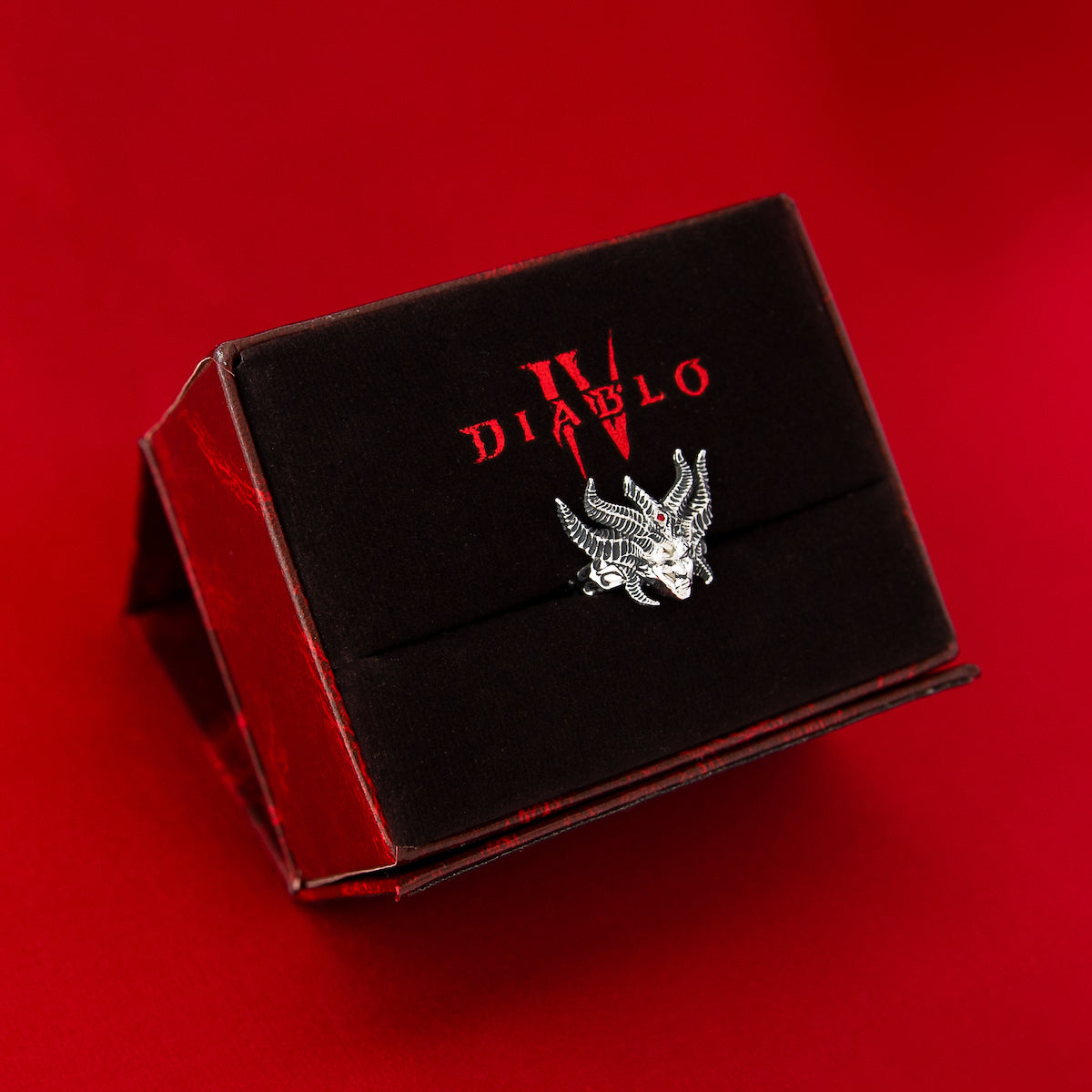 Diablo IV X RockLove Lilith Ring - RockLove Jewelry