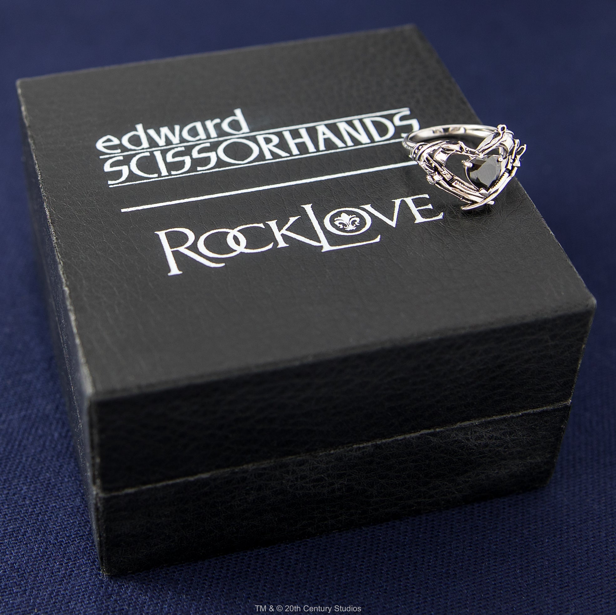 Edward Scissorhands X RockLove Crystal Heart Ring - RockLove Jewelry