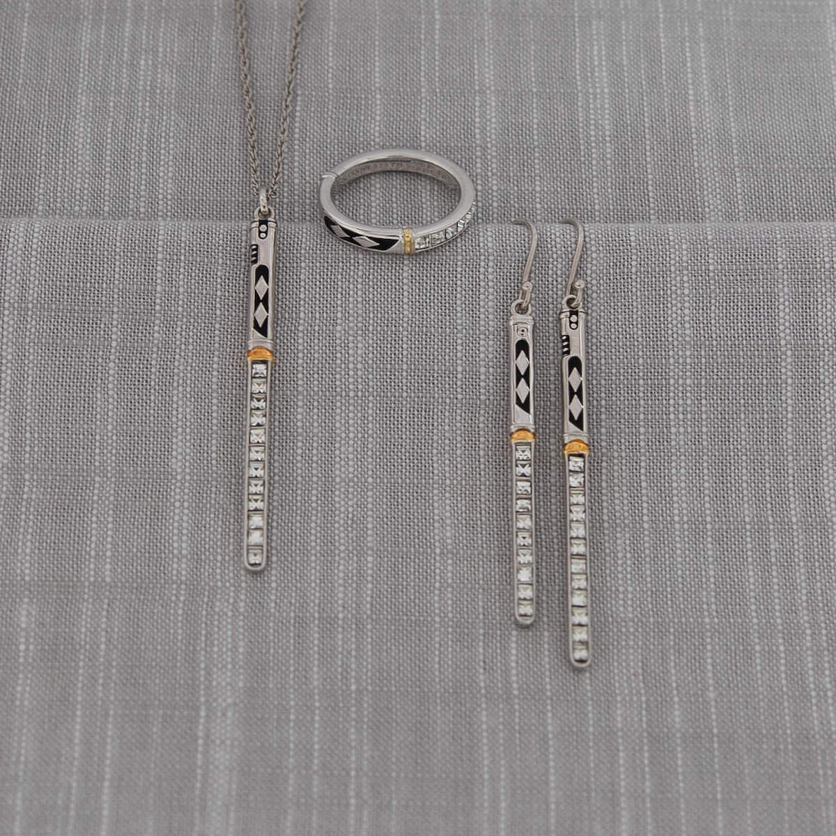 Buy lightsaber necklace from ARTSABERS