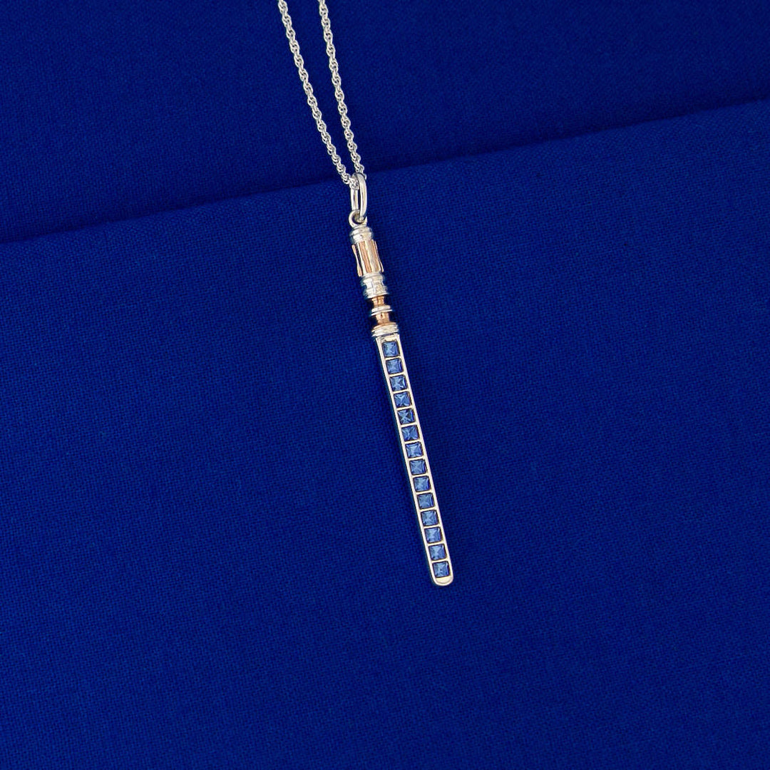 Star Wars X RockLove Leia Organa Crystal Lightsaber Necklace