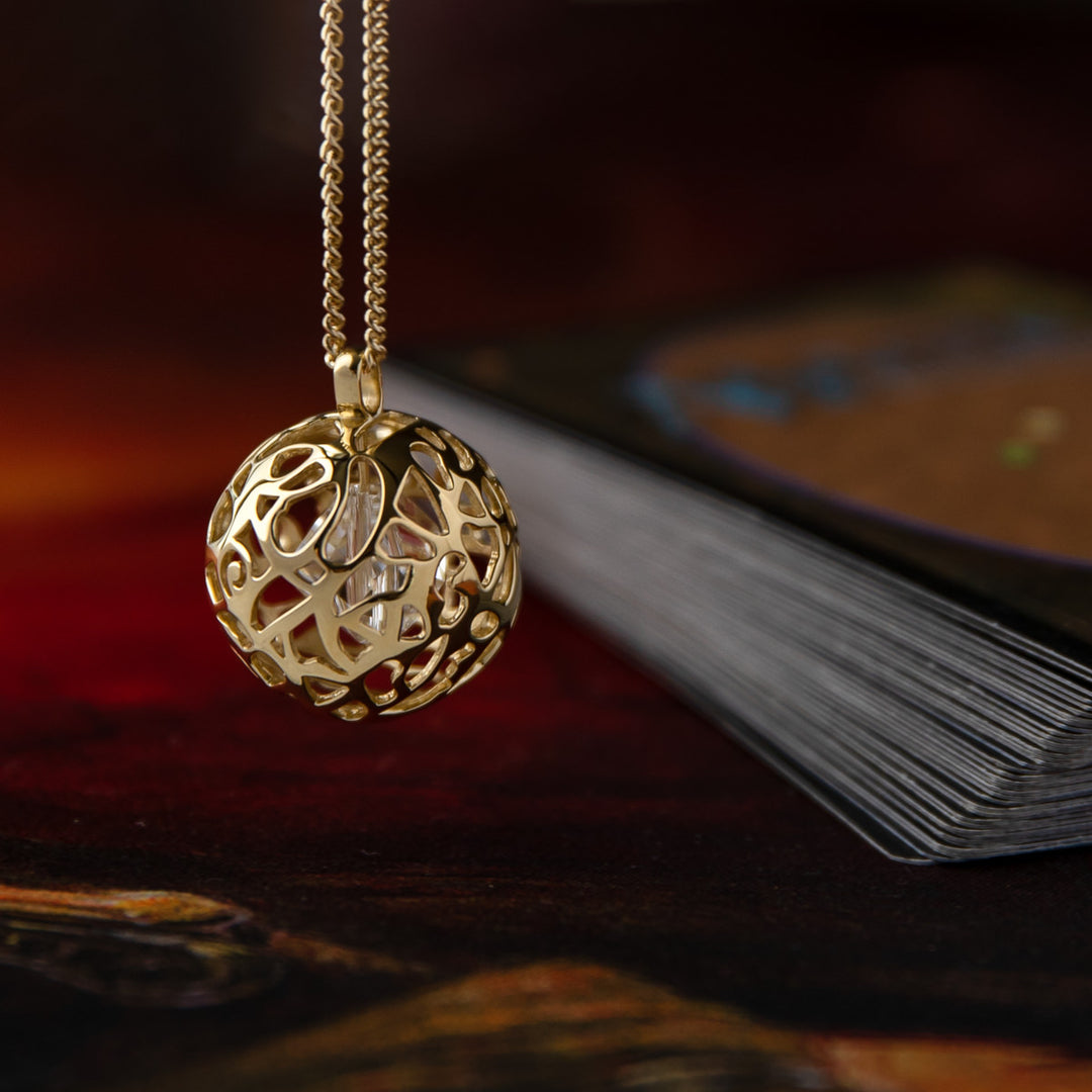 Magic: The Gathering X RockLove Commanders Sphere Necklace