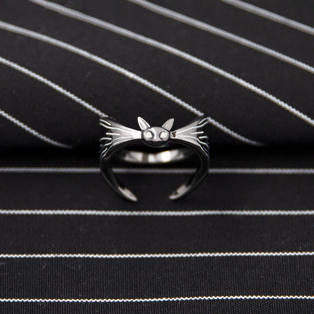 Disney X RockLove THE NIGHTMARE BEFORE CHRISTMAS Bat Bow Tie Ring