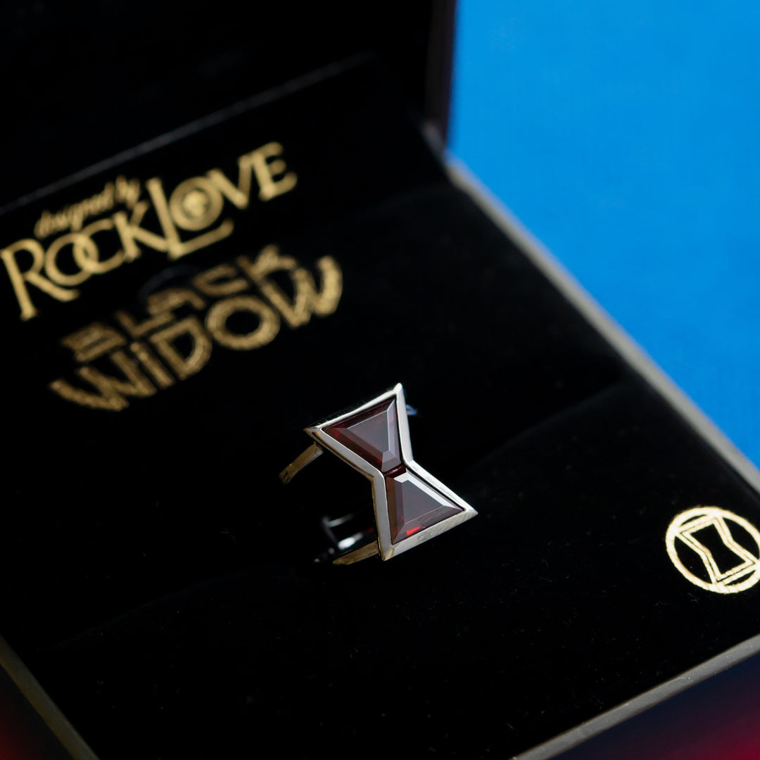 Marvel X RockLove BLACK WIDOW Hourglass Ring